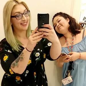 Meet your Posher, Mackenzie